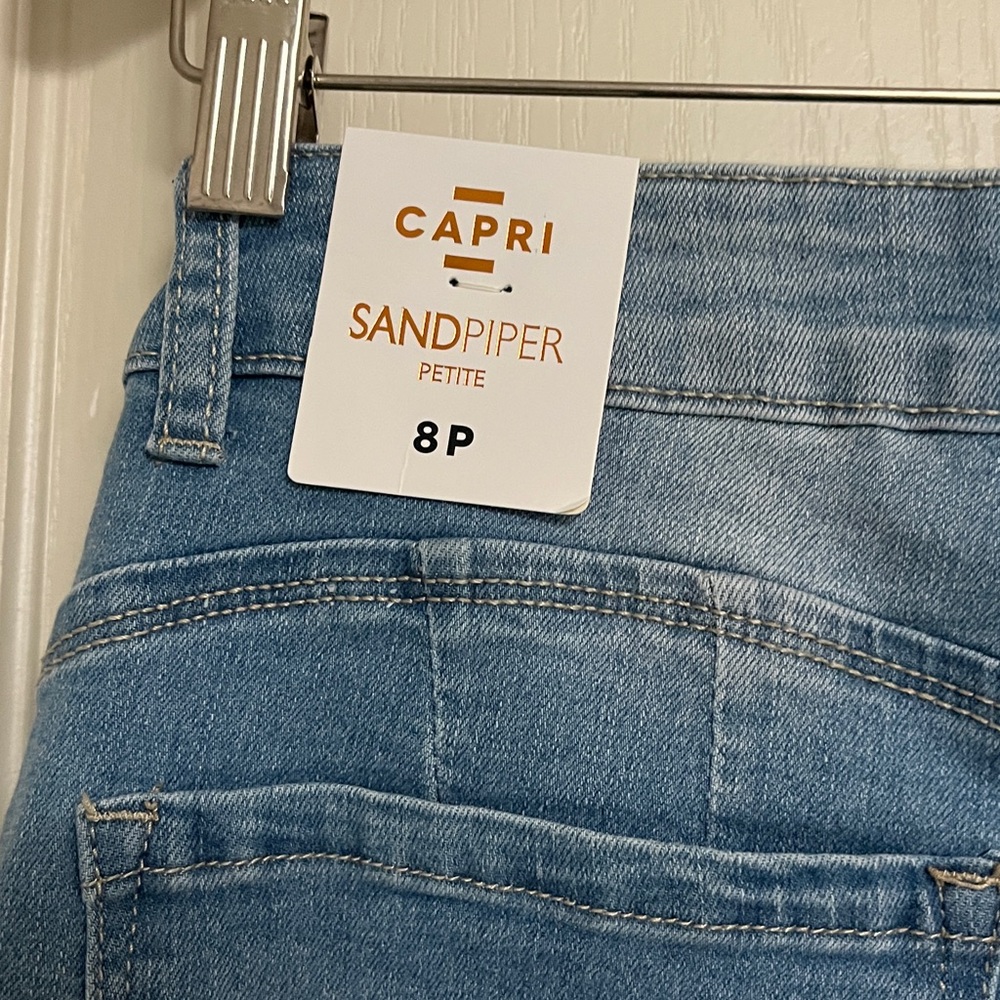 Denim embroidered petite capris - Picture 6 of 11